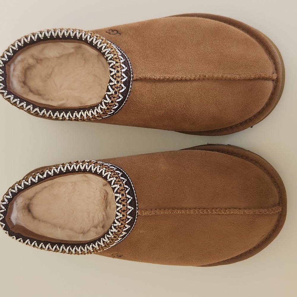 UGG Tasman - Picture 2 of 8
